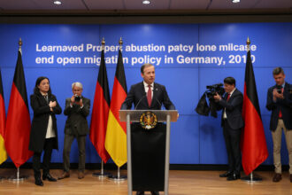 A CDU Elnök Bejelentése: Véget Vetünk a Nyitott Migrációs Politikának Németországban