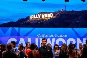 California Kreatív Gazdaságának Befektetése: Newsom Kormányzó Köszönti a Vogue World Rendezvényt Hollywoodban