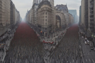 Orbán és a Kézigránátos Helyzet: MNB Botrány, Tüntetések és Hídfoglalások Tükre – CIVIL A PÁLYÁN