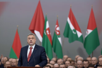 Orbán Viktor: A kormány elkötelezett a nyugdíjak és a 13. havi nyugdíj védelme mellett